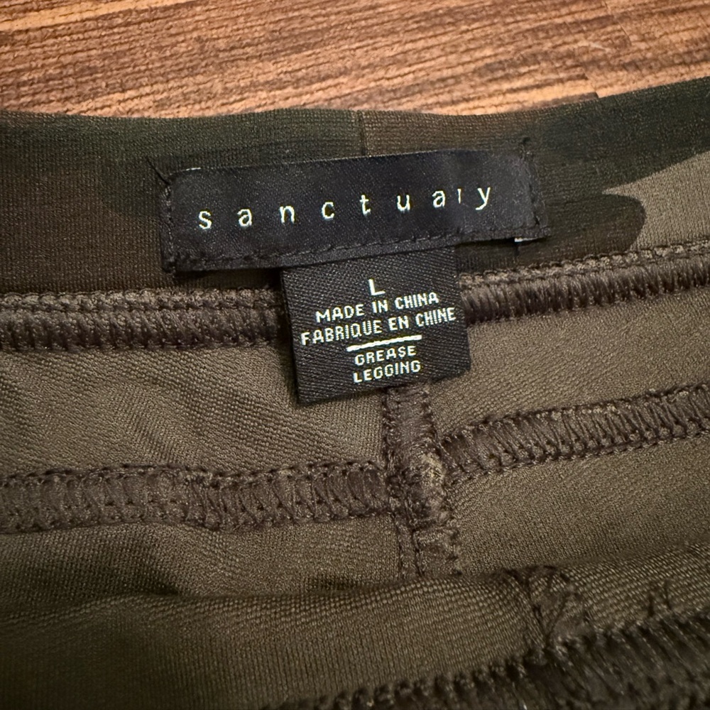 SANCTUARY | L | x Anthropologie Grease Olive Camo Stretch Leggings - Picture 6 of 13